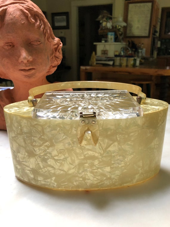 Lucite Handbags/Vintage Lucite Handbags/50's Lucit