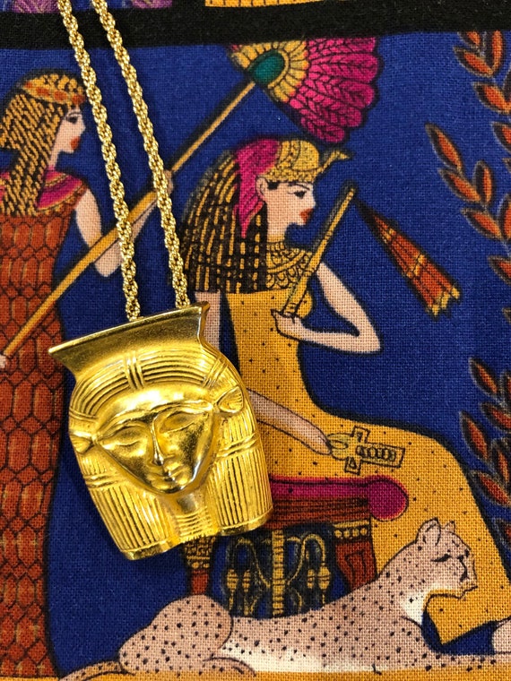 BEAUTIFUL 80's MMA EGYPTIAN Goddess Necklace/Metro