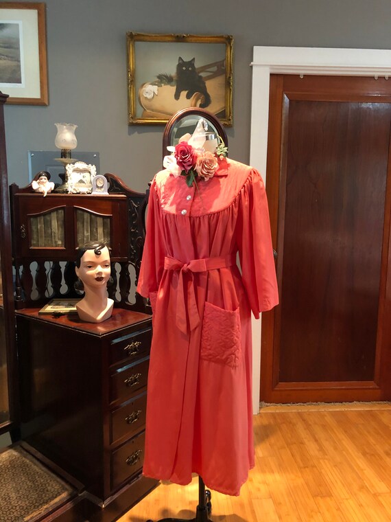 GORGEOUS 40’s Quilted Detail Robe/Vintage 40’s Co… - image 4