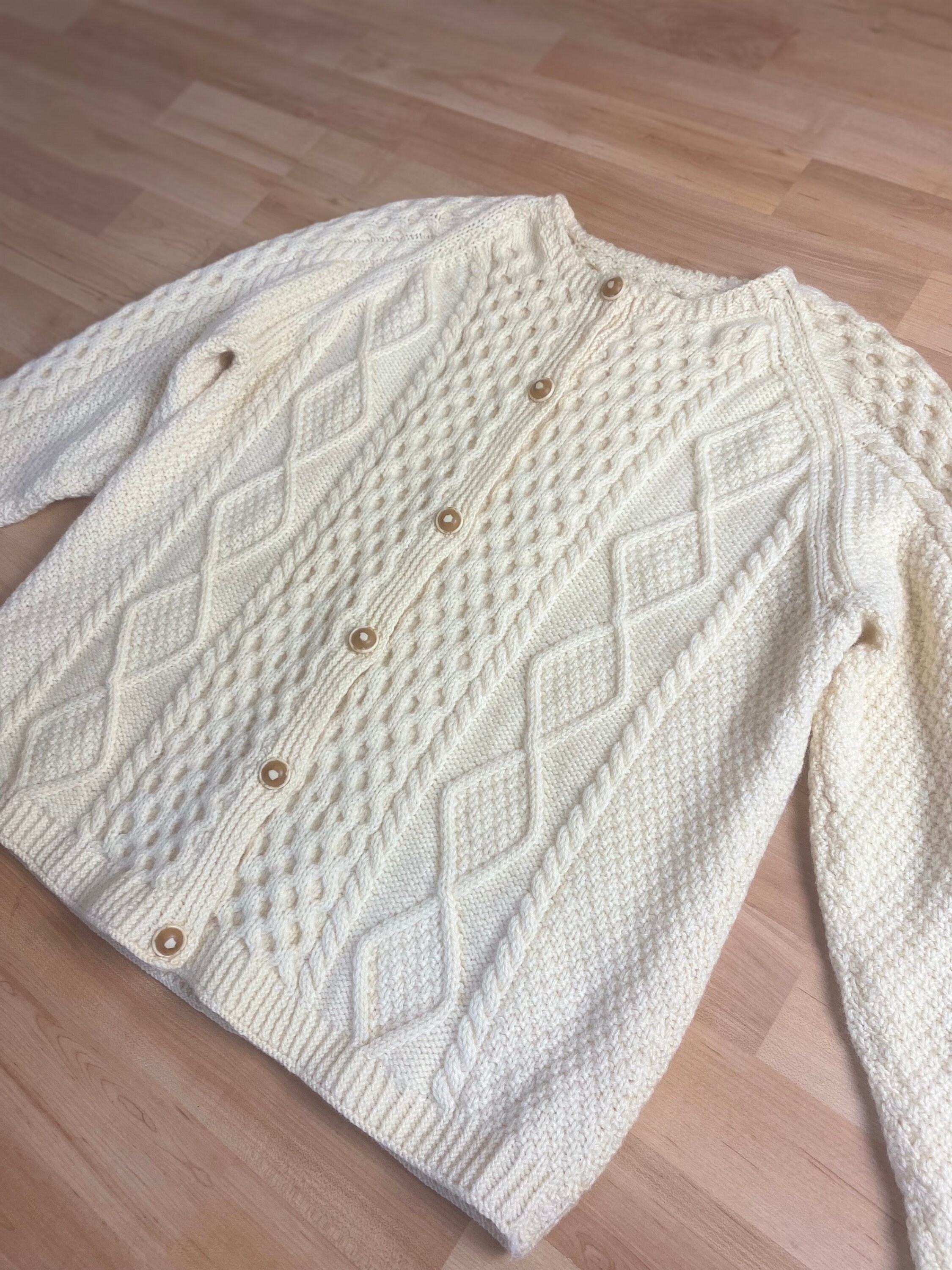 Chunky Cable Knit Cardigan | Vintage 90s Simple Chunky