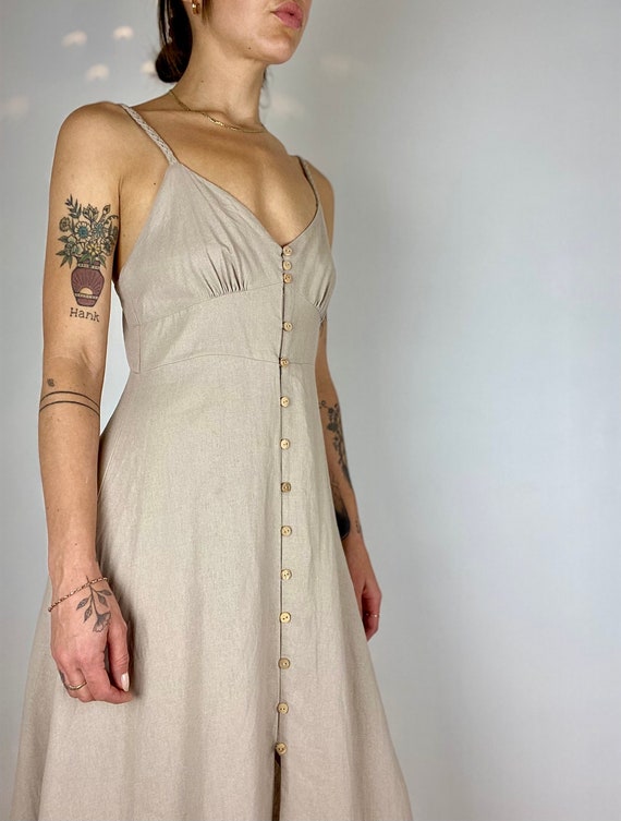 chinese dress ladies Zara Pink Red Linen Floral Sleeveless Button Down Tie Waist Fit & Flar –  Brie