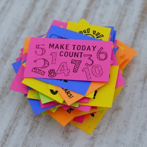 Lot de 2 Kindness Confetti®, cartes de gentillesse pour répandre la gentillesse comme des confettis, cartes de gentillesse pour les étudiants, projet de service de gentillesse, boîte à lunch