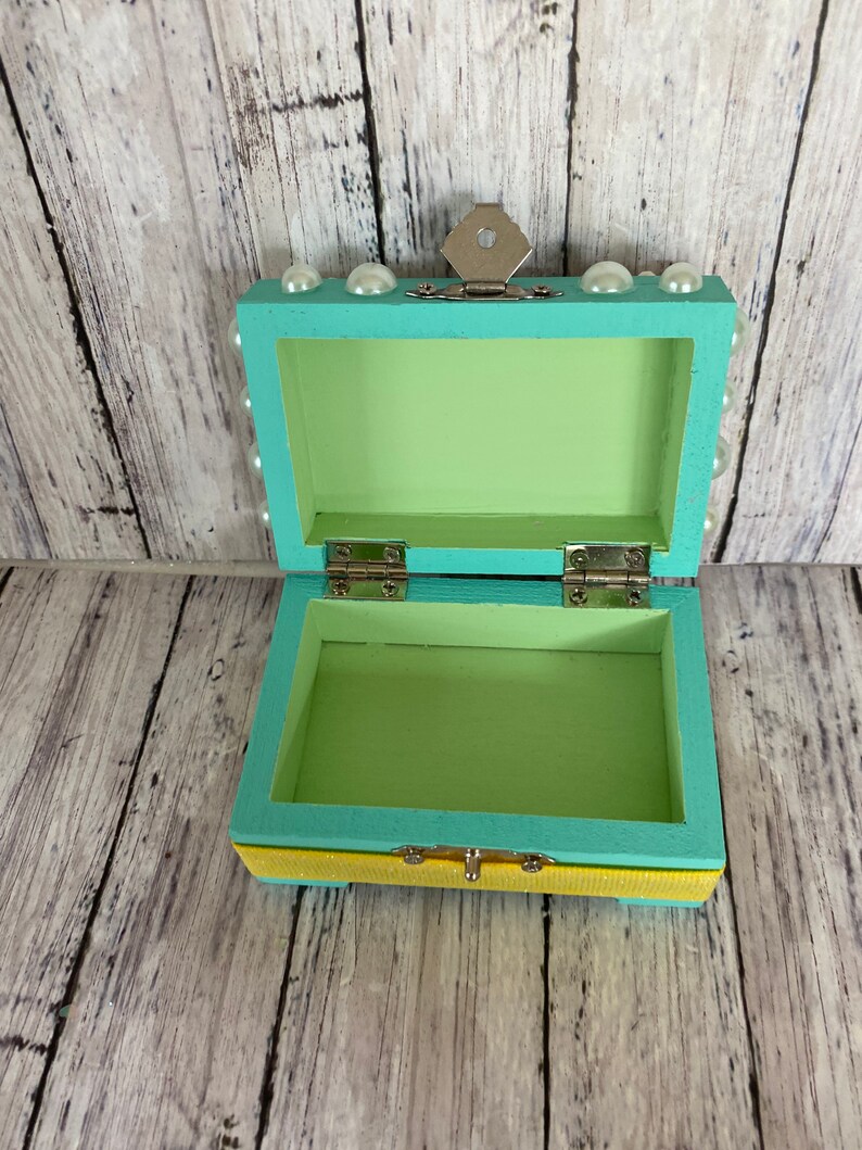 Bee Happy Jewelry Box