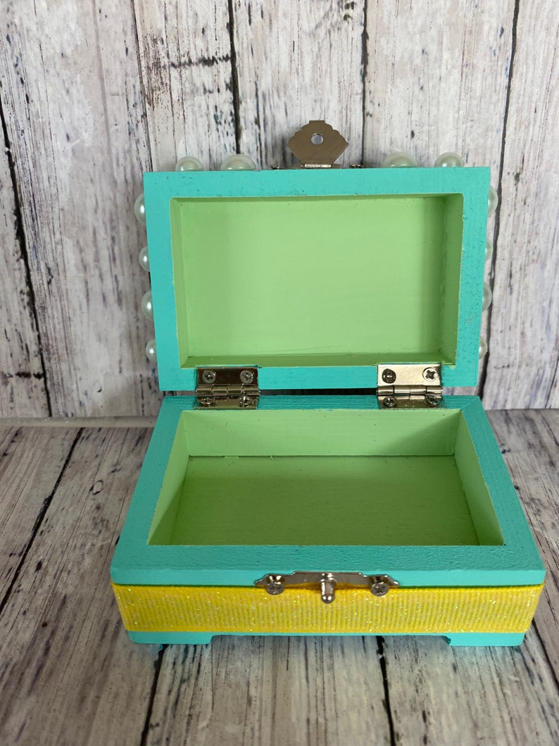 Bee Happy Jewelry Box