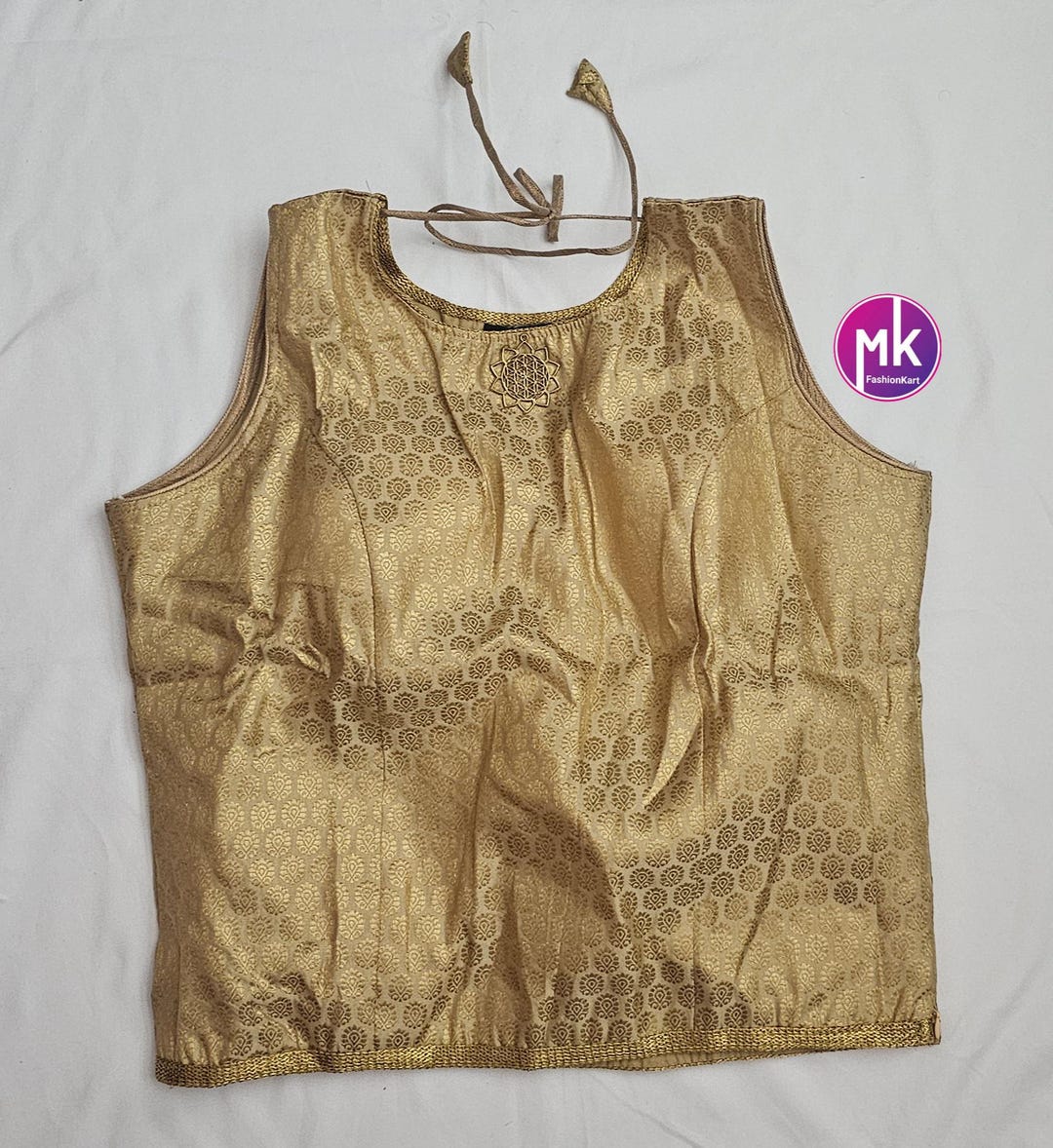 Take A Look About Golden Crop Top For Saree