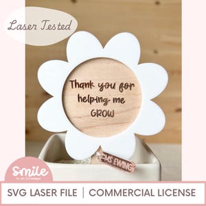 Plant Stick Teacher Gracias por ayudarme a crecer con Tag SVG I Teacher SVG I Teacher gift SVG I Laser cut file I Laser tested I Glowforge