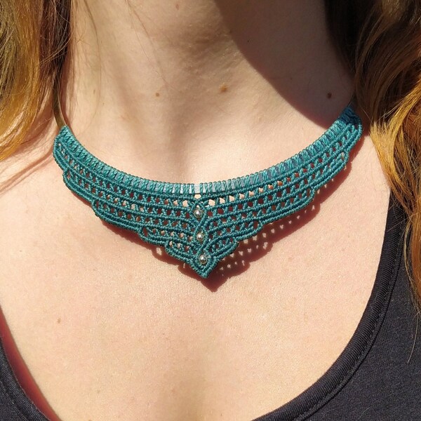 Collier Ras de Cou Torque Micro Macramé Bleu Turquoise Perles Argent