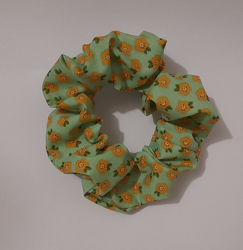 Flowers Scrunchy