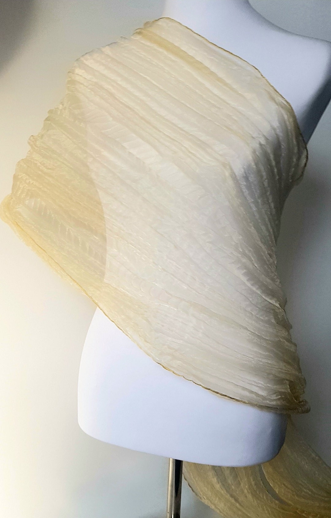 womens gold shawl