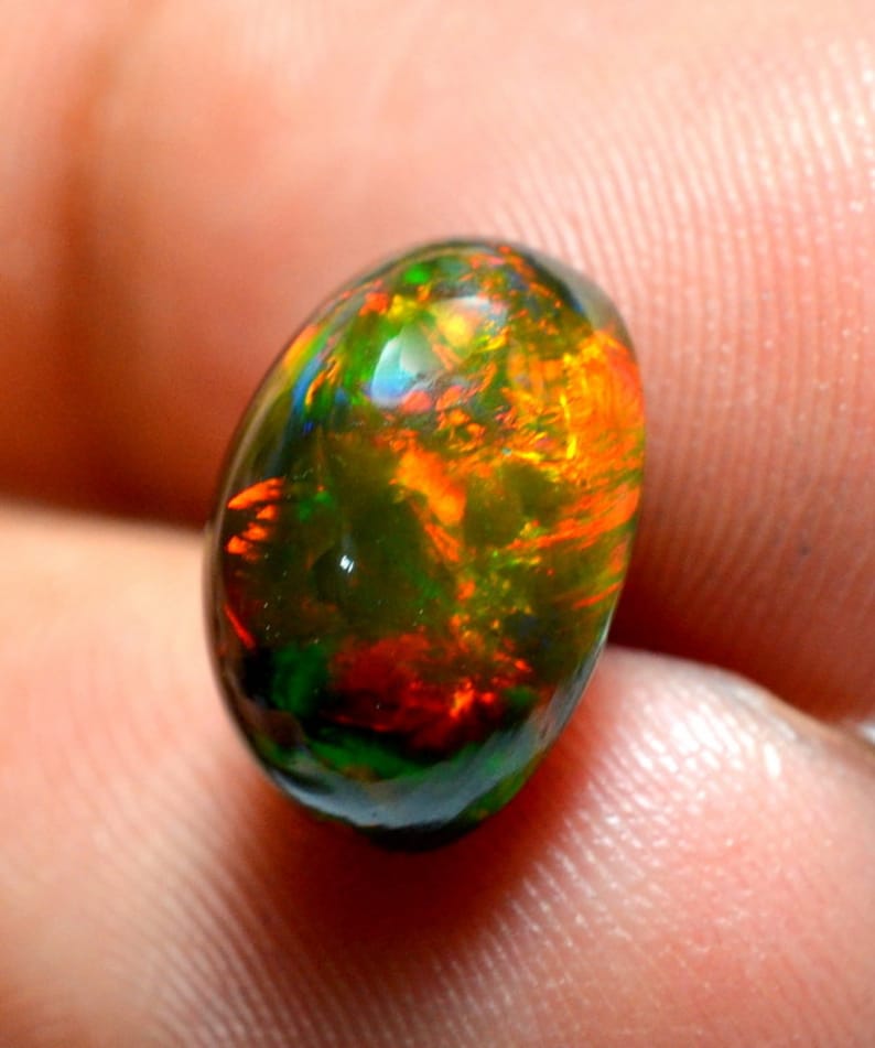 Fire ETHIOPIAN OPAL GEMSTONE Cabochon 3.75 ct Oval Shape Natural Opal Gemstone Ring Size Fire Opal 12x9x7 mmFree Shipping A