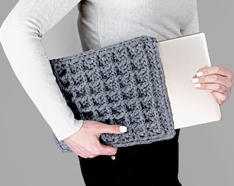 Crochet Laptop Cover Pattern | Crochet Waffle Case Pattern