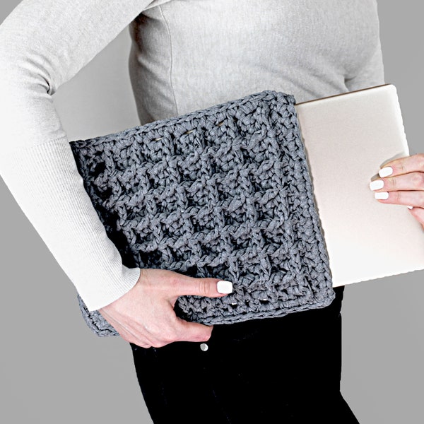 Crochet Laptop Cover Pattern | Crochet Waffle Case Pattern