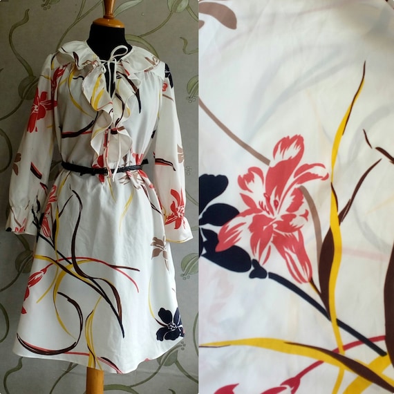 Floral dress, Ruffle detail dress, Floral ruffle d