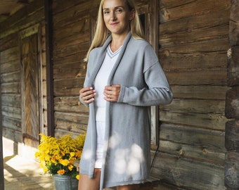 Cardigan da donna in pura lana merino, maglione aperto sul davanti in lana merino naturale lavorato a mano, cardigan lungo in lana, cardigan morbido lavorato a maglia minimalista