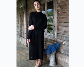 Pure merino long sleeeve dress, Long black knitted dress, Cosy minimalist hand knit dresses, Romantic woolen dress, Women's knitwear