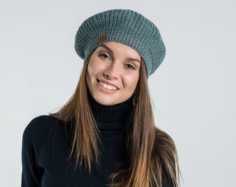 Klassischer Französischer Merino Beret für Frauen, Warmer Grauer Minimalistischer Hut, Mamas Hut Beret