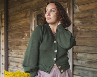 Gemütliche Vintage-Strickjacke für Damen, geknöpfte Strickjacke aus natürlicher Wolle, handgestrickter Pullover, Vintage-Wolljacke für Damen, geknöpftes Merino-Top