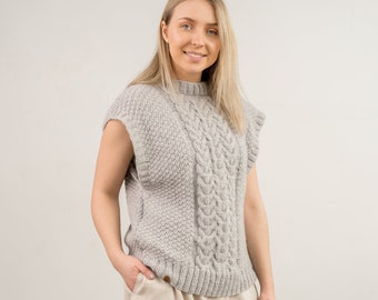 Chaleco de lana merino gris tejido a mano, chaleco trenzado de mujer vintage de punto, chaleco de alpaca Boho, chaleco de suéter de lana natural