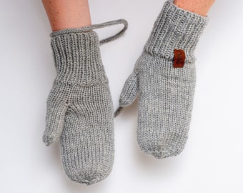 Merino Wool Mittens with String, Comfy Spring Mittens for Kids, Oldschool Gray Mittens