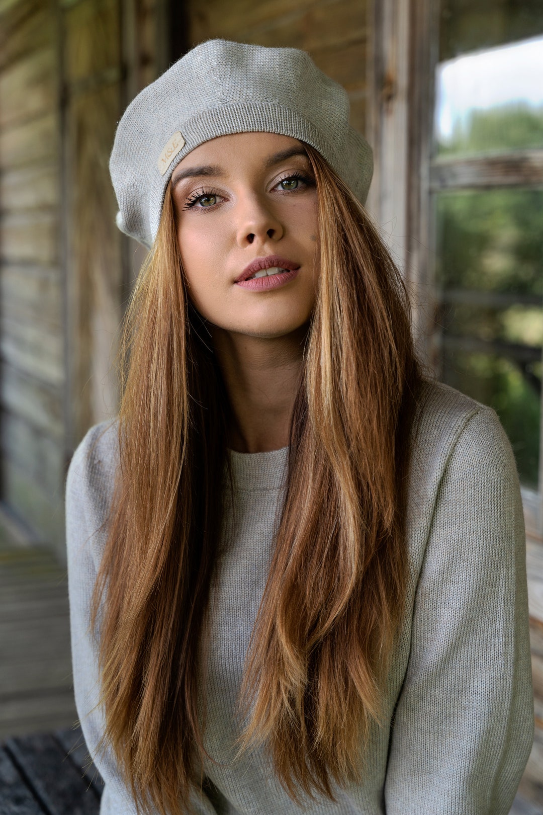 Classy Womens Beret in Grey, Soft Merino Wool French Hat  display picture 1