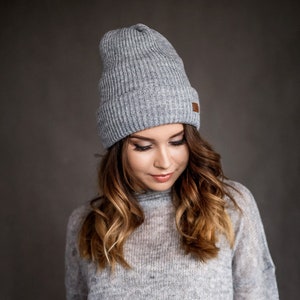 Grey knitted hat Merino wool slouch hat Beanie with cotton lining Winter chunky knit hat for women image 4