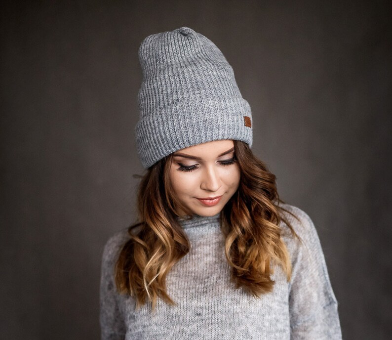 Grey knitted hat Merino wool slouch hat Beanie with cotton lining Winter chunky knit hat for women image 4