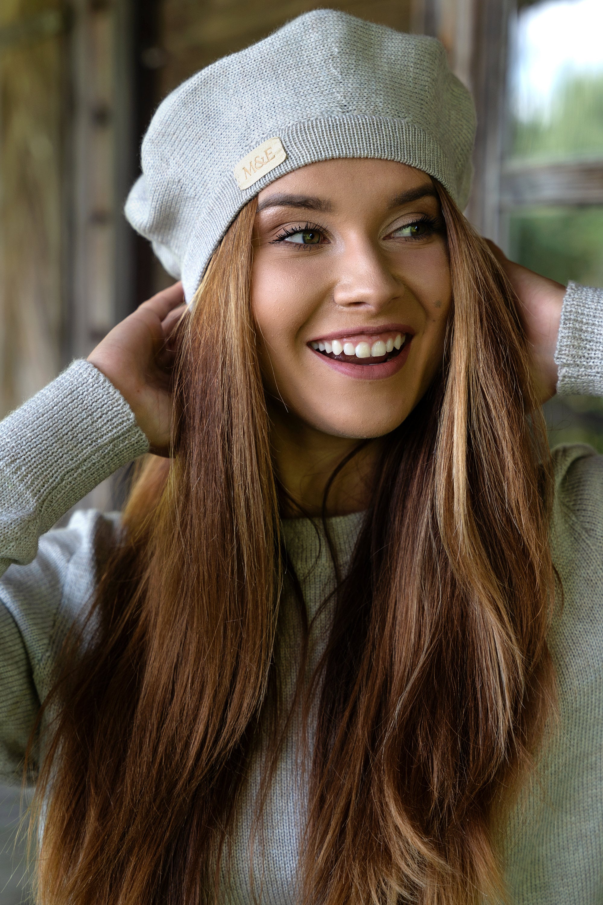Merino Wool Beret, Classy Beret for Women, Handmade Beret in  display picture 3