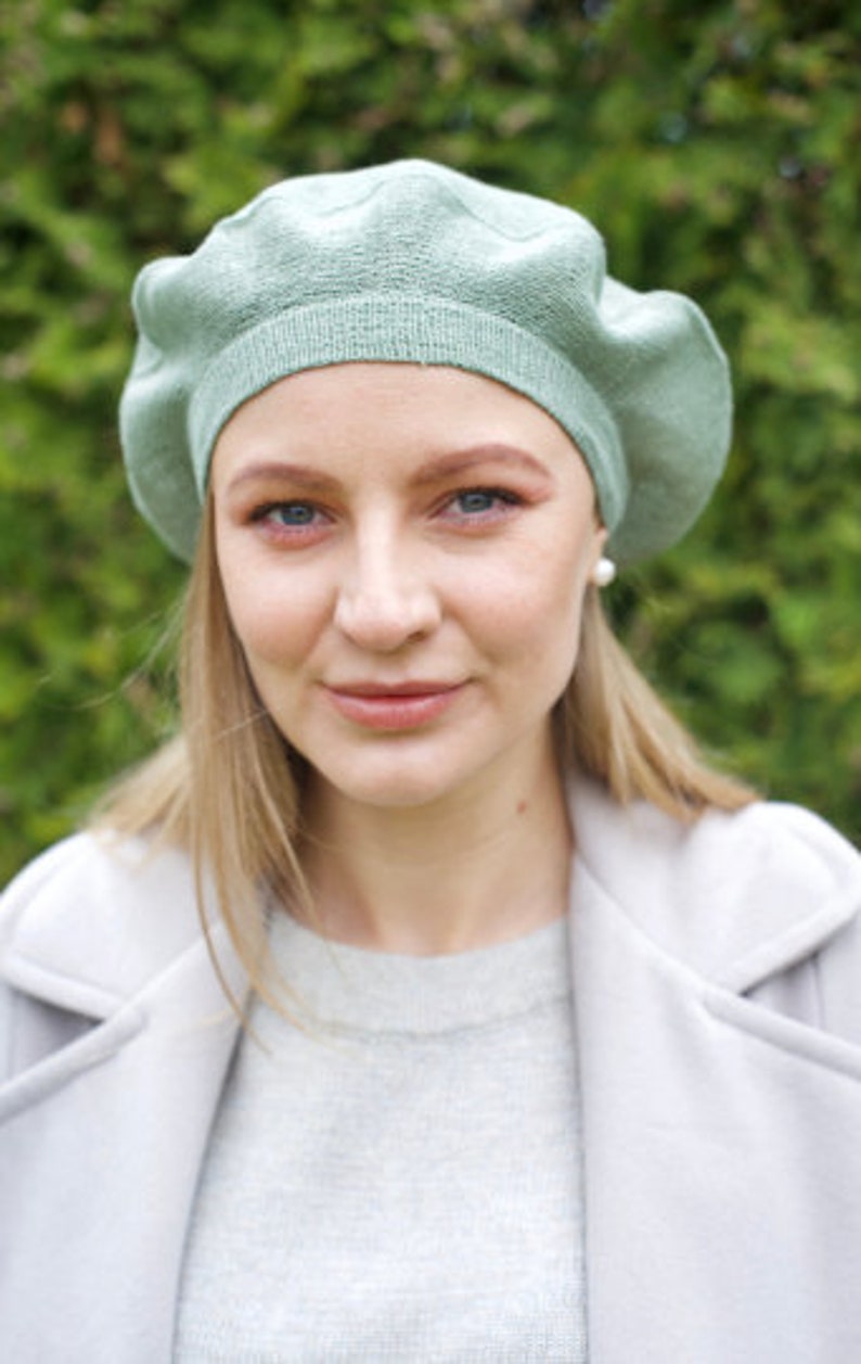 Sommer Französisches Leinen Barett, Tam Slouchy Hut für Frauen, Gestricktes Kopf Accessoire, Béret en lin Moss green