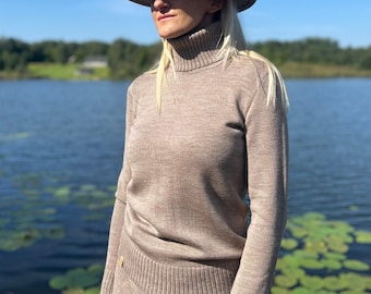 Stickad merinoull, mjuk och varm polotröja för kvinnor, Naturull, enkel vinterunderkläder med lång ärm, Beige färgad pullover med hög hals