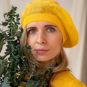 Zomer Franse linnen baret, Tam Slouchy hoed voor dames, gebreide hoofdaccessoire, baret en lin Yellow