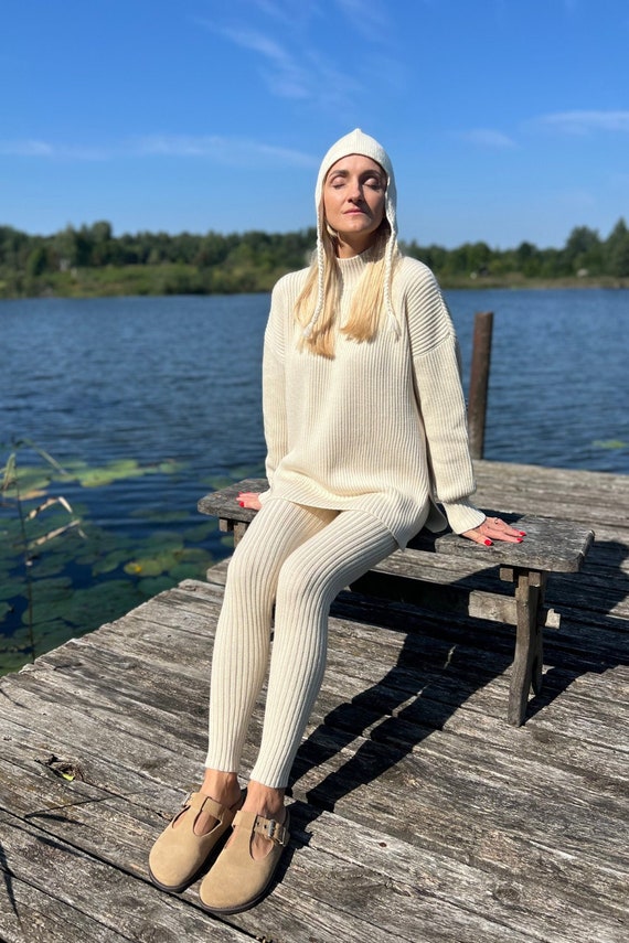 Thick natural merino wool knitted women tights, Warm woolen knit leggings, Women winter skiing leggings, Yoga pants, Outdoor wool tights