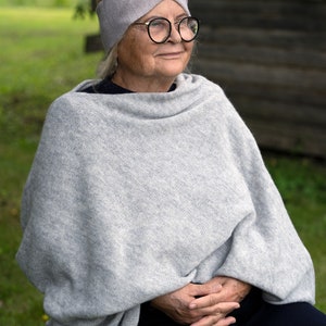 Women soft wool pullover poncho, Oversized blanket sweater, Lightweight warm knitted woolen throw, One size cosy poncho cape, US duties free image 4