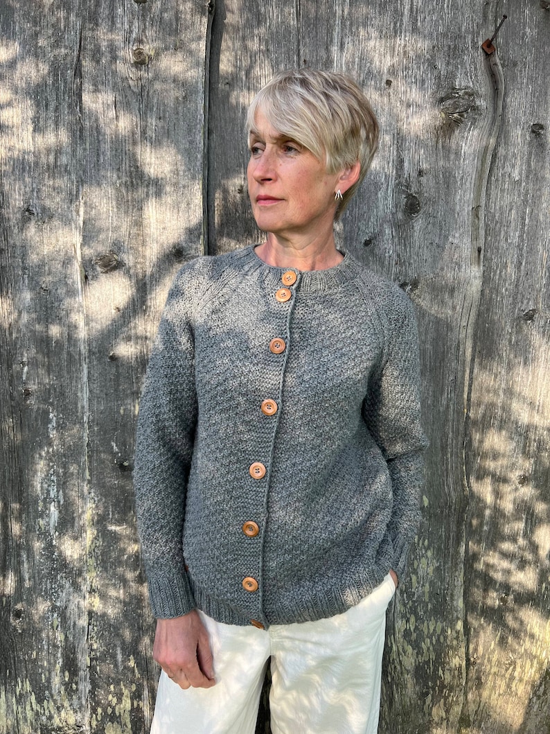 Vintage women sweater, Natural wool buttoned cardigan, Hand knit sweater, Vintage womens woolen jacket, Eco woolen short alpaca cardigan image 3