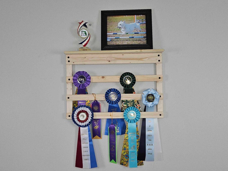 Dog Magnet Display Rack Wooden Award Display Racks: 24