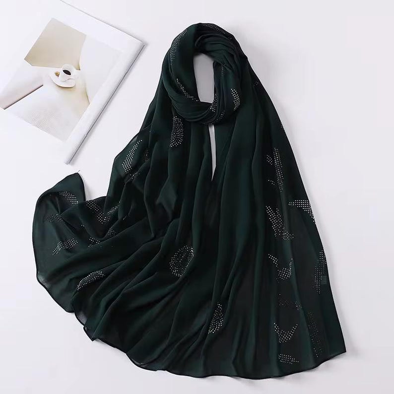 Svart chiffong hijab med strass, lätt och blygsam huvudduk för vardagsbruk, bröllop bild 12