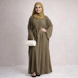olive green dress with hijab Olive green dress for hijab – Fustani main image 0