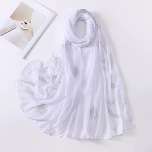 Svart chiffong hijab med strass, lätt och blygsam huvudduk för vardagsbruk, bröllop bild 15