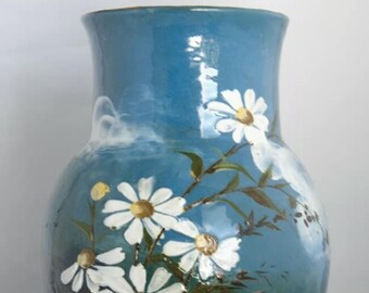 Thomas Jerome Wheatley vase 1880-1883 very early piece