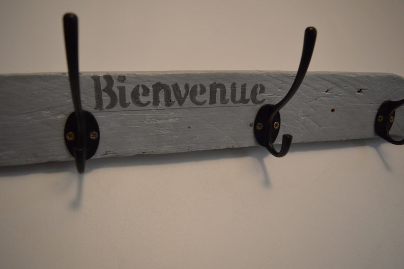 Porte manteau mural réalisé en bois flotté - Etsy France