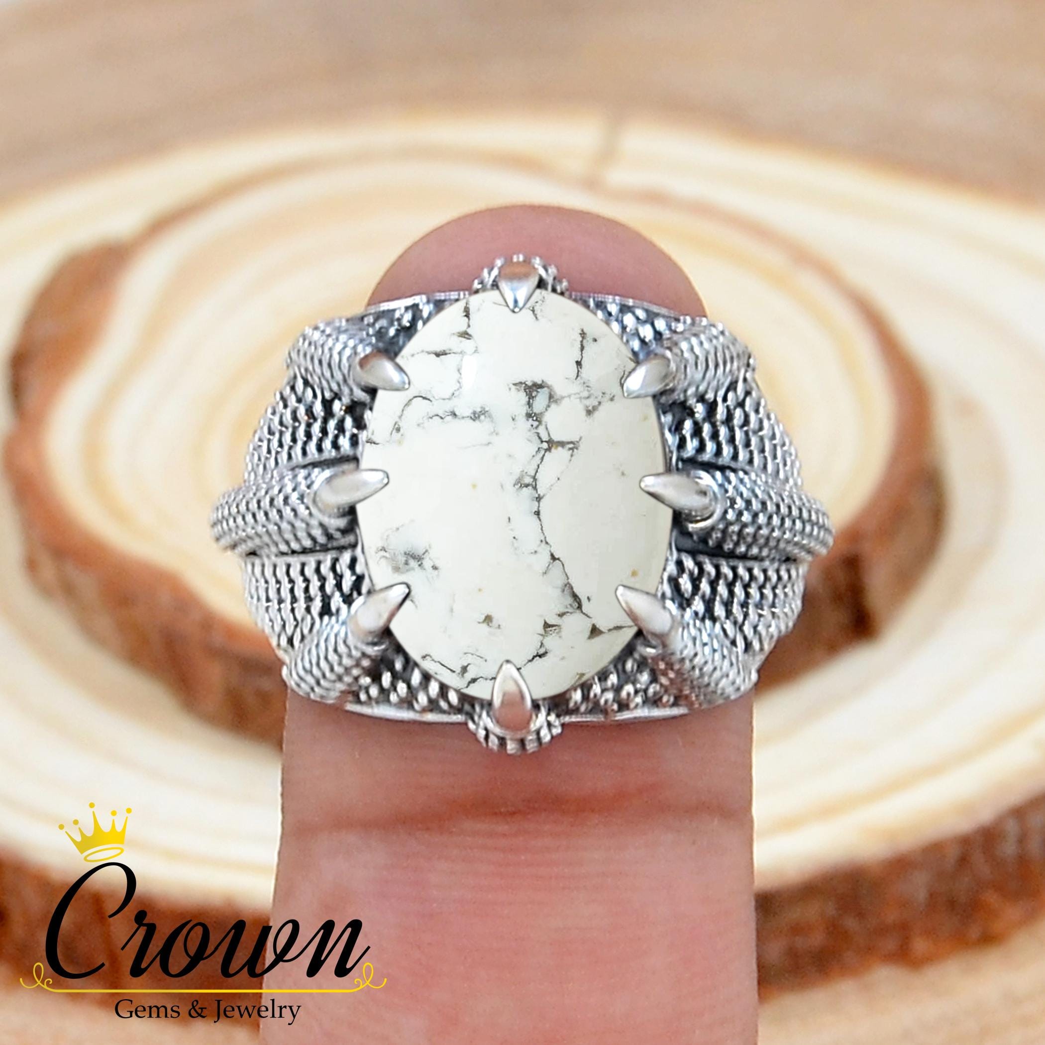 ホワイトハウライト ファルコンクローリング：スターリングシルバー