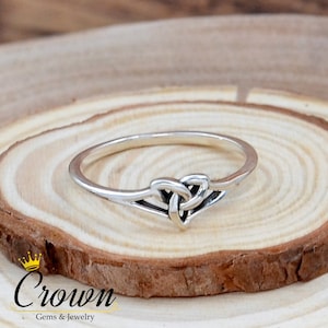 Bague noeud de la Trinité fleur celtique, bague noeud celtique, bague de promesse en argent, bague unisexe en argent faite main, bague en argent sterling 925, cadeau pour elle