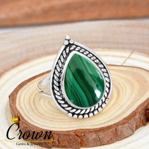 Handmade Filigree Malachite Ring: 925 Sterling Silver