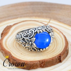 Blue Chalcedony Ring: Sterling Silver Floral Band