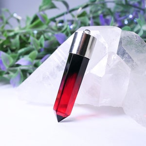 Red Black Gradient Necklace, Two Tones Gothic Pendant, Fantasy Crystal Points Dark Blood Jewelry, Grunge Gift for Him, Goth Gift for Her
