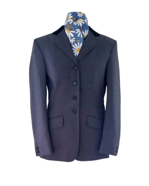 CALDENE Grey Tweed, Velvet Collar Hunting Jacket, 