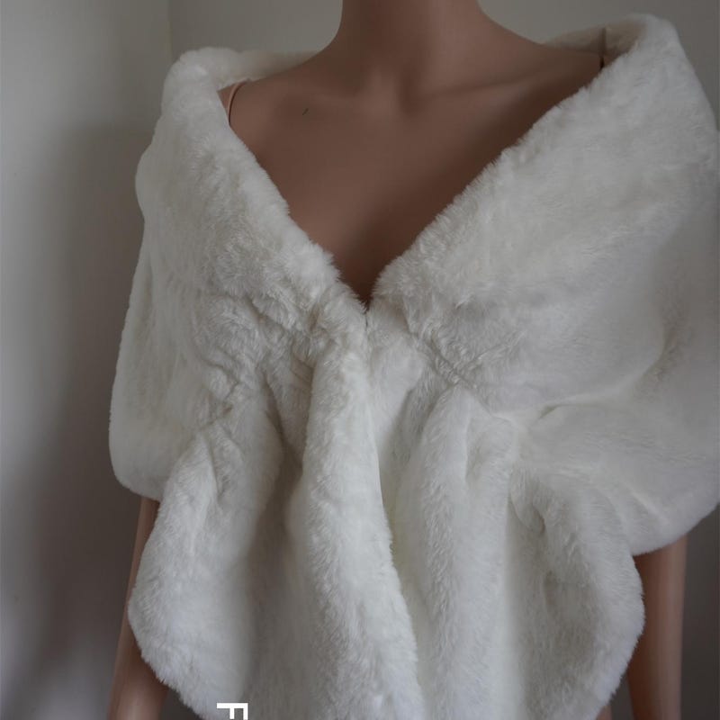 White Burgundy Faux Fur Wrap Shawl main image 1