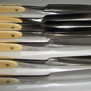 Straight razor honing service