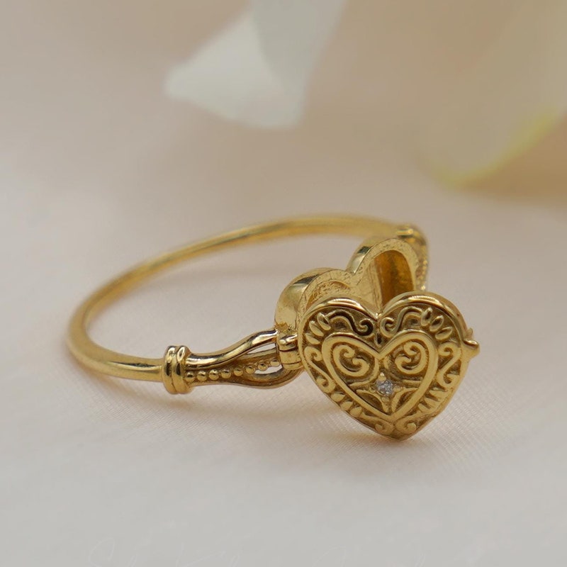 Locket Ring - Etsy
