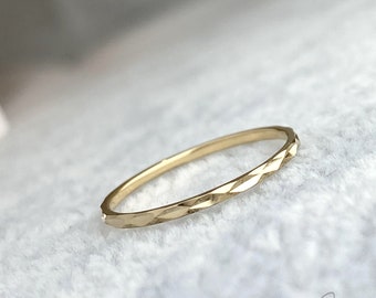 14K Gold Diamond Cut Ring, Textured Ring, Sparkle Ring, Faceted ring, Thin gold ring, stacking ring, gold midi ring