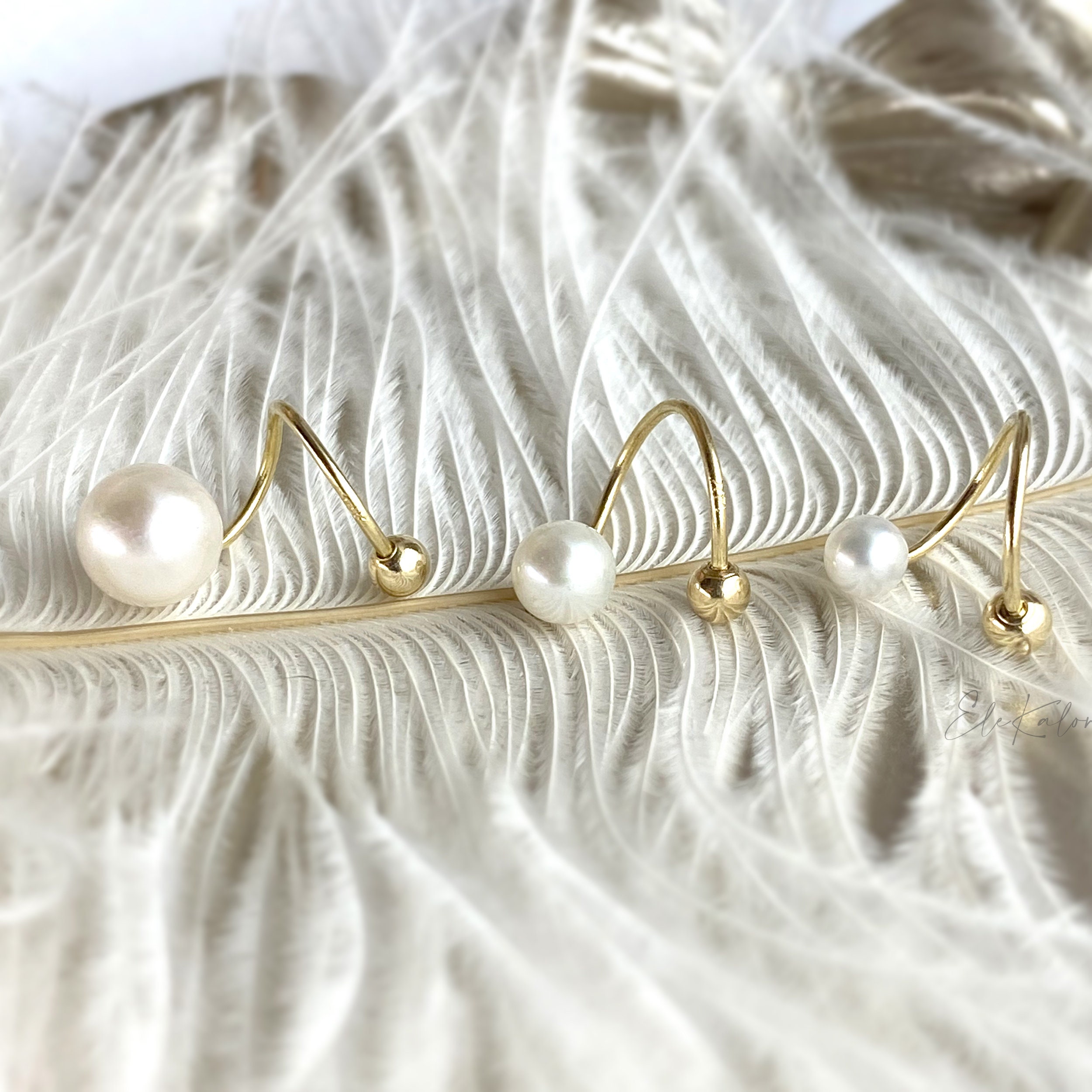 ピアス LESS IS MORE Single sale 14K gold twin pearl earrings single earring]14K gold twin pearl earring - Less is more